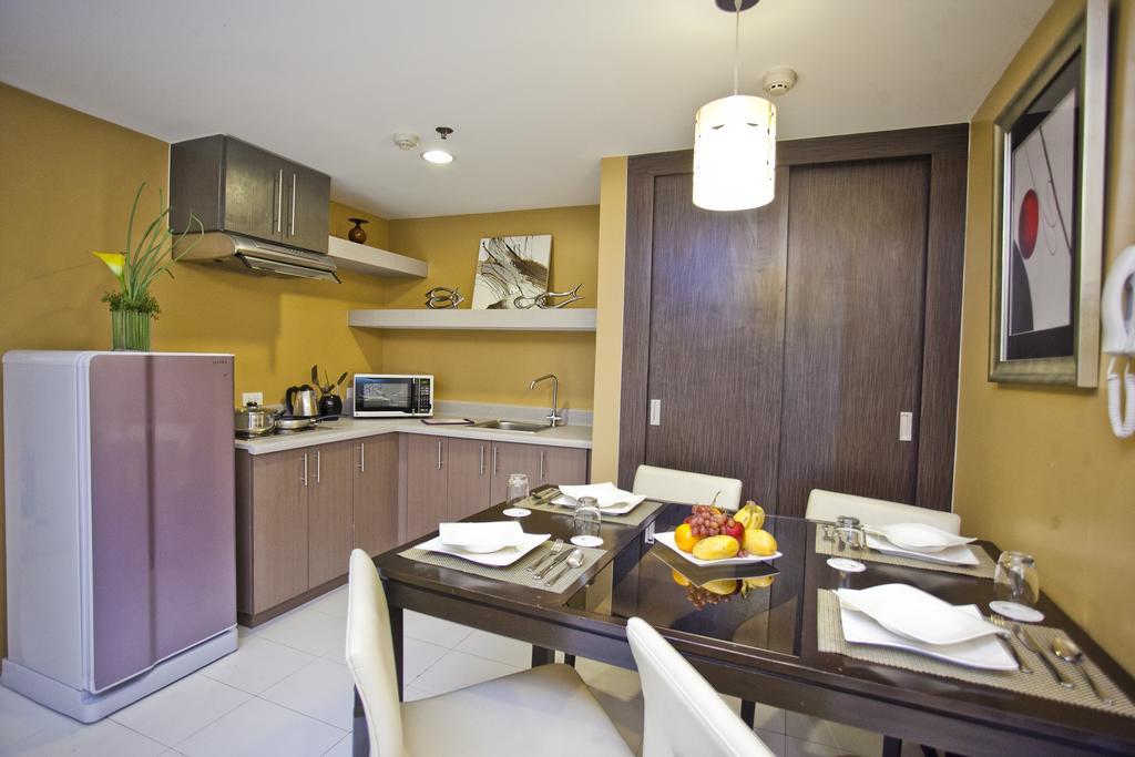 The Exchange Regency Residence Hotel Managed By Hii Pasig City Phòng bức ảnh